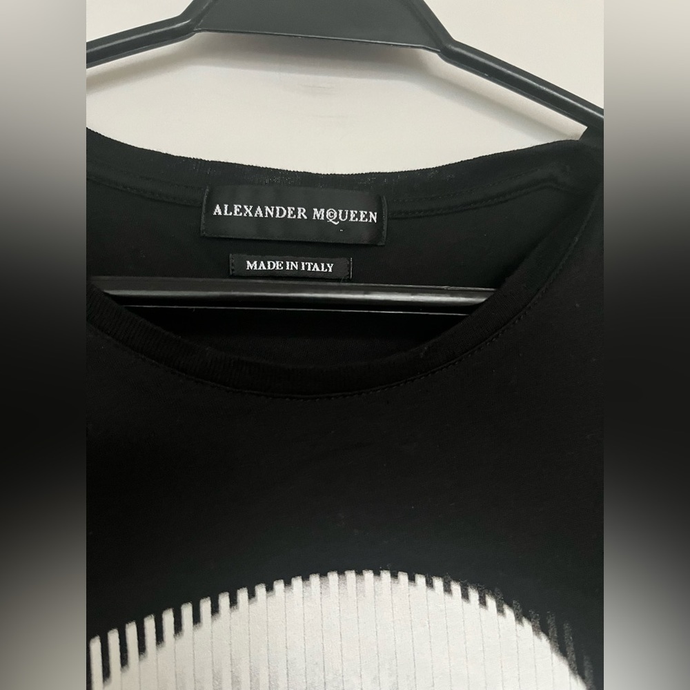 ALEXANDER MCQUEEN Logo-Print Cotton-Jersey T-Shirt - Picture 2 of 6